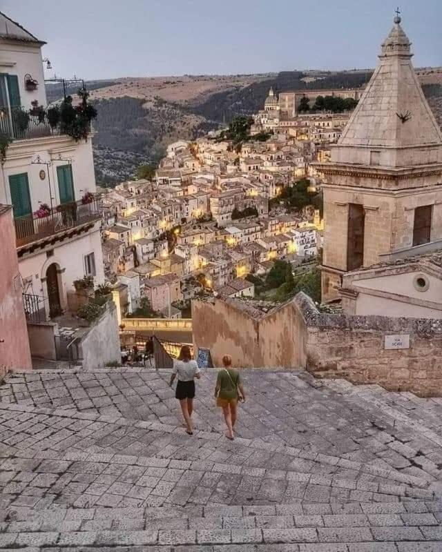 Casa Dell'Aquila Barocca Appartement Ragusa Buitenkant foto